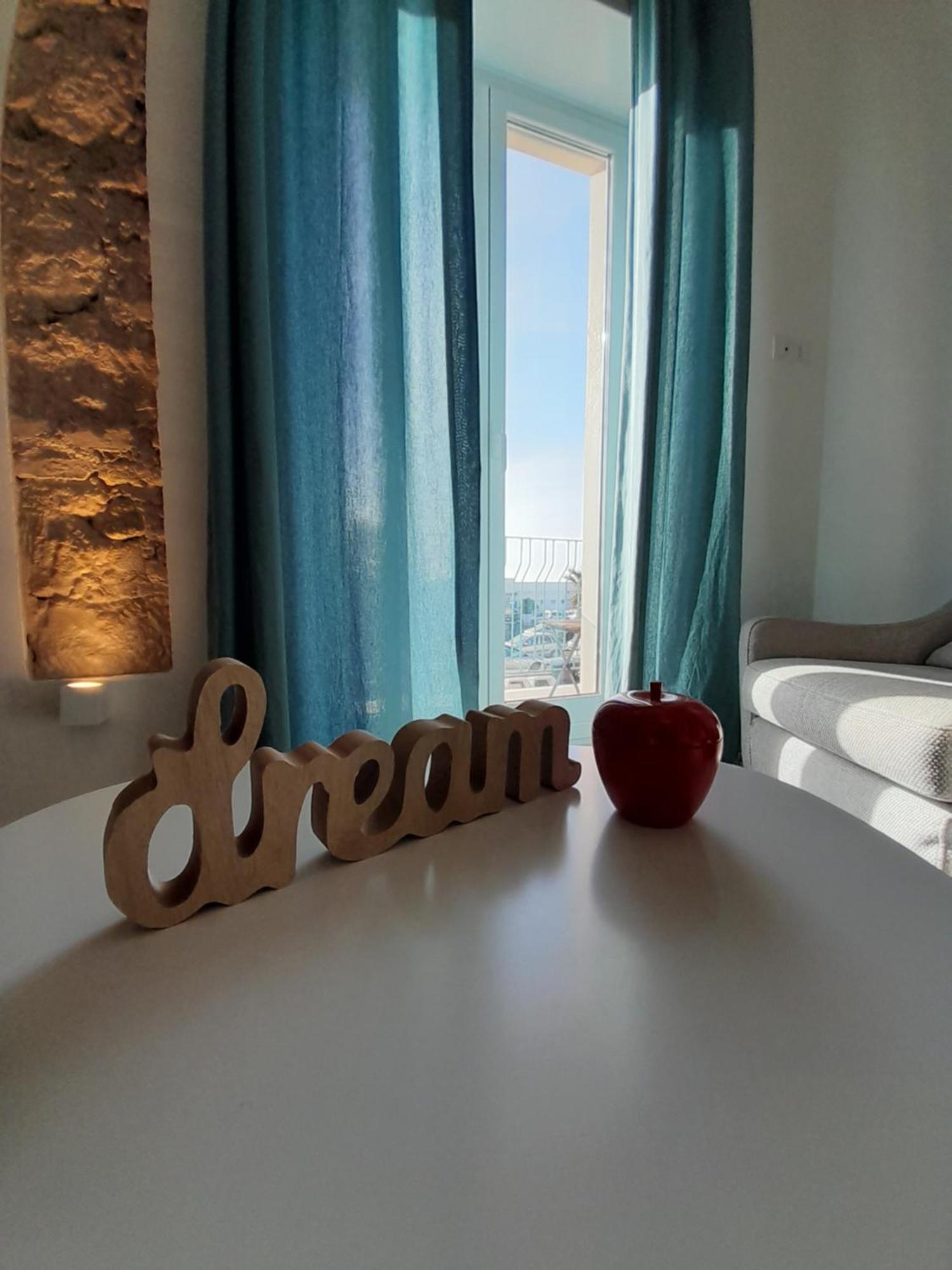 Rome Sea Apartment ลิโด ดิ ออสเตีย ภายนอก รูปภาพ