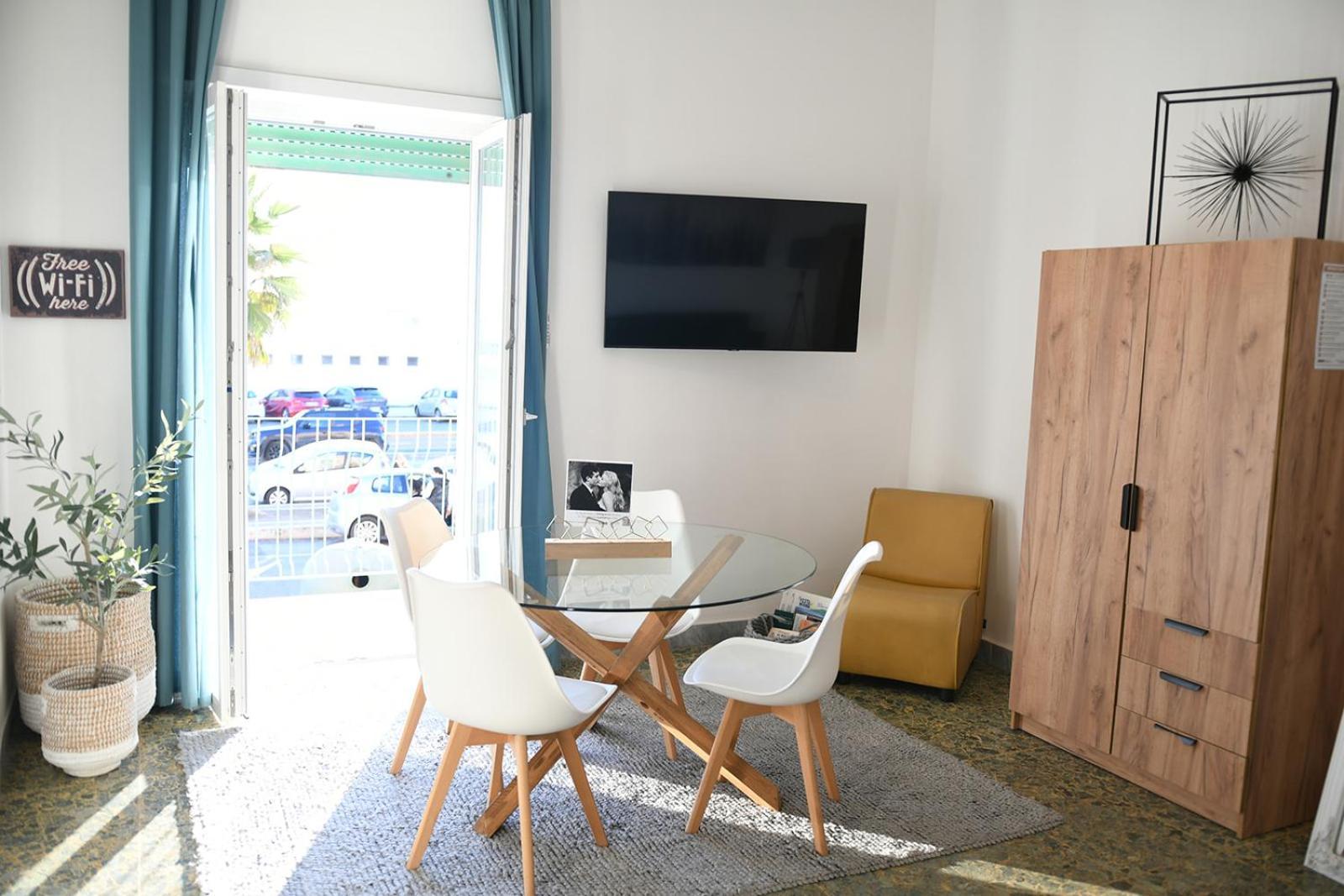 Rome Sea Apartment ลิโด ดิ ออสเตีย ภายนอก รูปภาพ